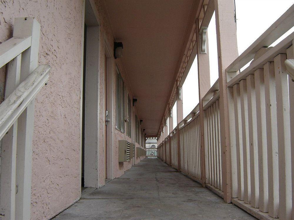 Regency Inn Motel By The Beach Corpus Christi Extérieur photo