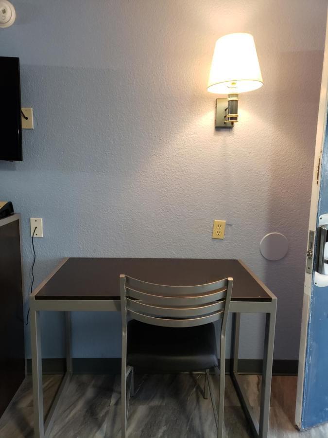 Regency Inn Motel By The Beach Corpus Christi Extérieur photo